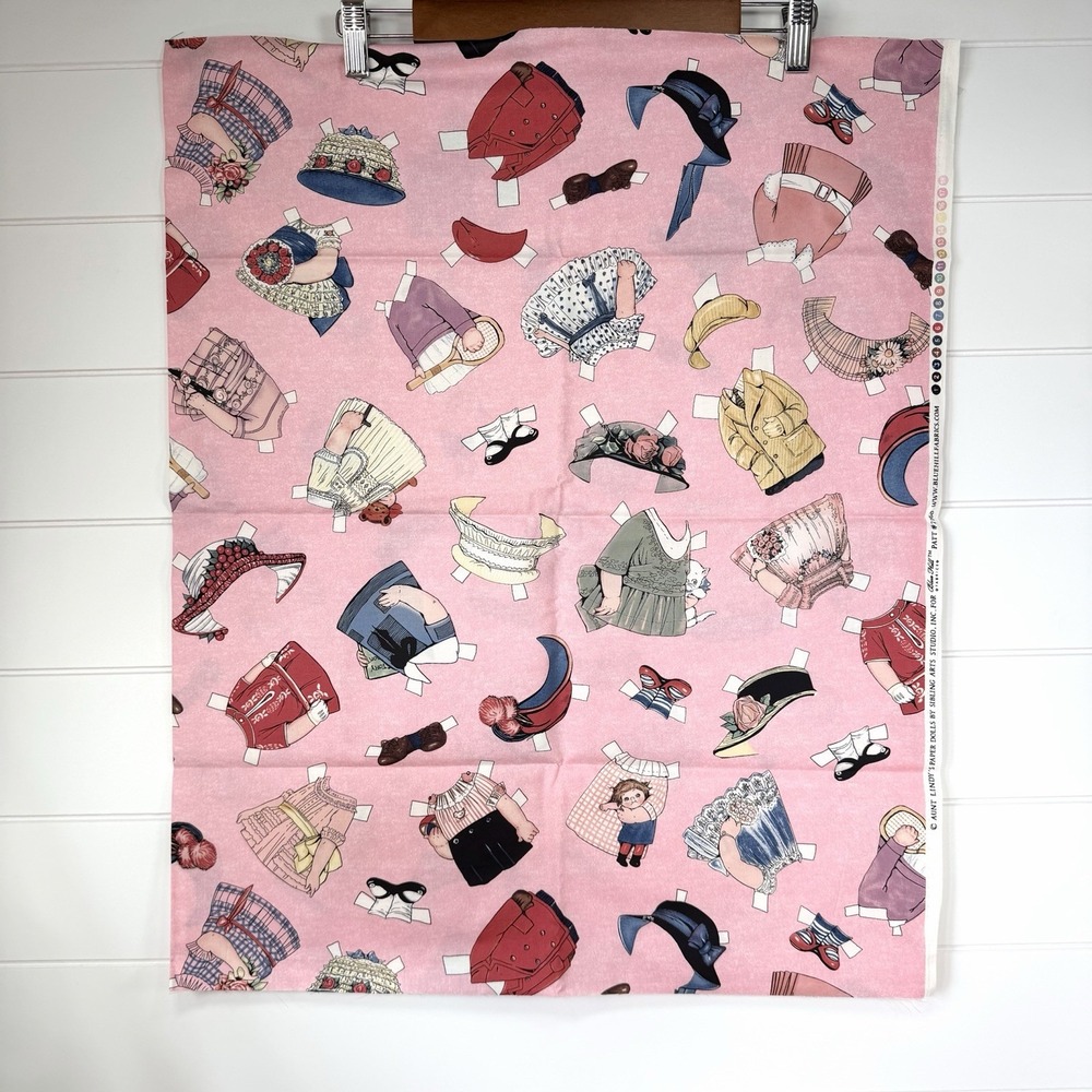Aunt Lindys Paper Dolls Fabric Panel Sibling Arts for‎ Blue Hill 27.25"x44"